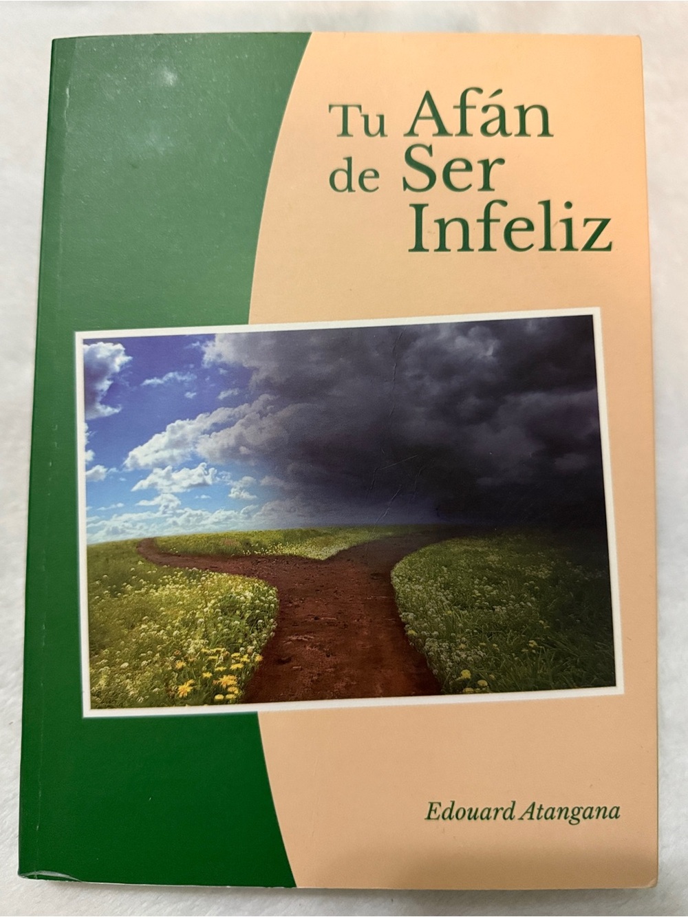 SALE!!! 🇺🇸 SALE!!! 🇺🇸
Tu Afán de Ser Infeliz by author Edouard Atangana
